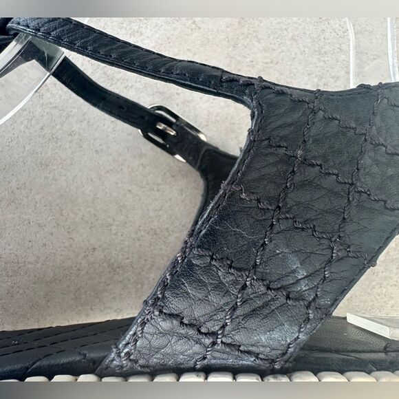 Chanel CC Logo Chainlink Quilted Black Leather Flat Ankle T- Strap Sandals Sz 37 - Picture 4 of 11